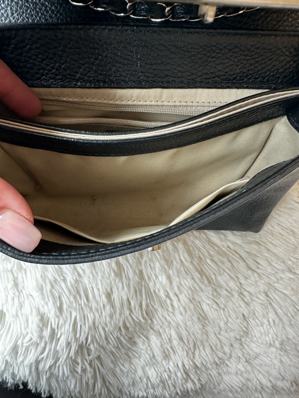 Valentino By Mario Valentino Isabelle Dollaro Black Leather Crossbody Bag - Picture 7 of 16